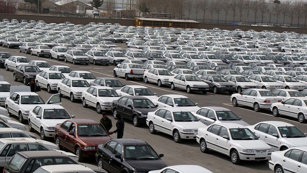 افزایش ۵۰ درصدی قیمت خودرو‌ها در یکسال