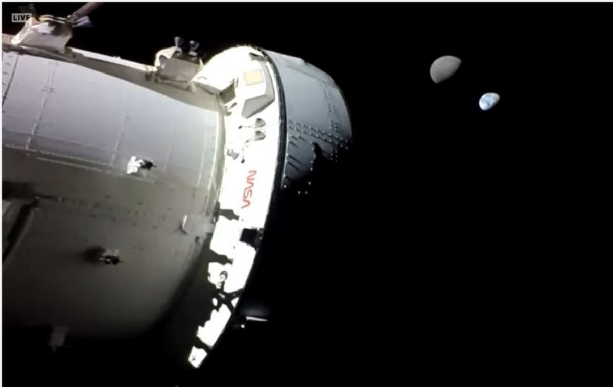 نمایی از زمین و ماه از زاویه دوربین فضاپیمای اوریون + ویدئو
