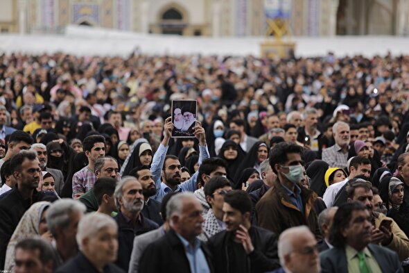 حضور و سخنرانی رهبر انقلاب در اجتماع زائران و مجاوران حرم مطهر رضوی- ۲