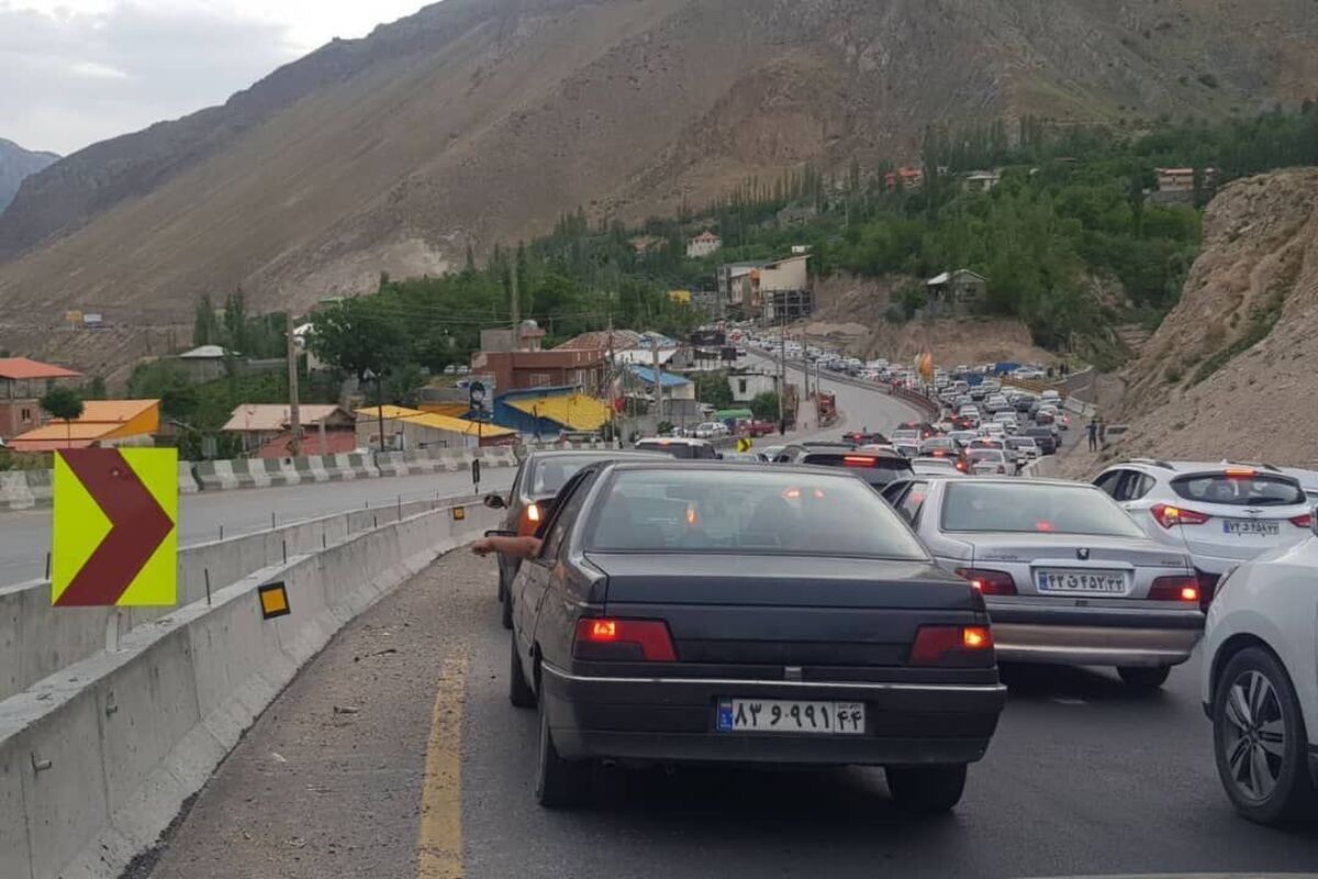 آخرین وضعیت راه‌های کشور| ترافیک سنگین در محور هراز و آزادراه قزوین - رشت+ فیلم (۲ فروردین ۱۴۰۲)