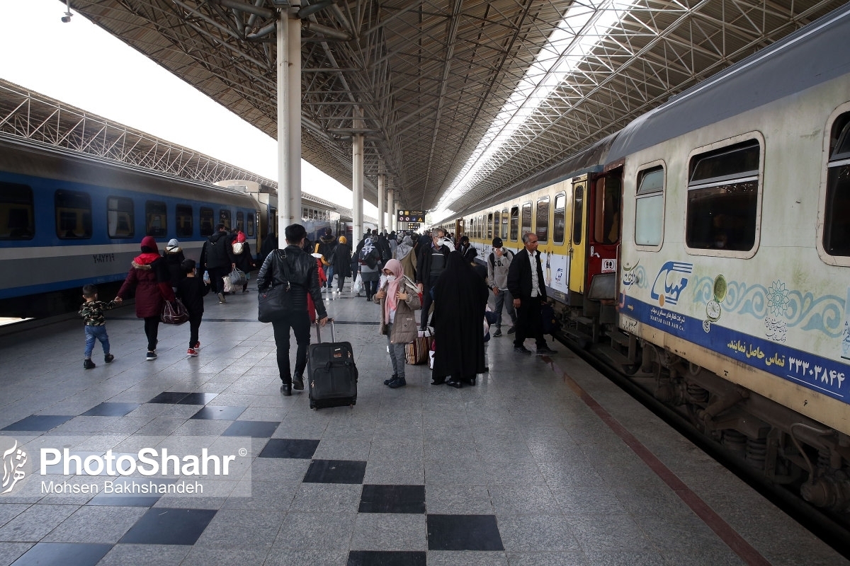 راه‌آهن مشهد با جابجایی ۱۵ میلیون زائر در سال ۱۴۰۱ رکورد جابجایی مسافر را شکست