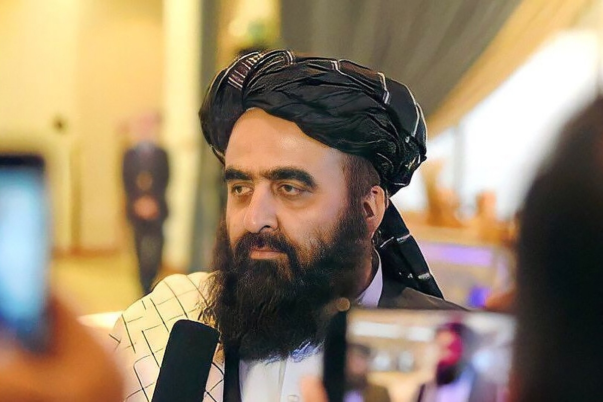 وزیر خارجه طالبان: آمریکا از دخالت در امور داخلی افغانستان دست‌بر‌دارد