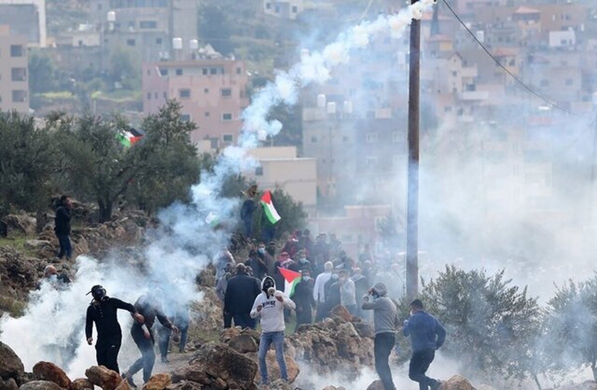 بیش از ۱۰۰ فلسطینی در درگیری با صهیونیست‌ها در جنوب نابلس مجروح شدند