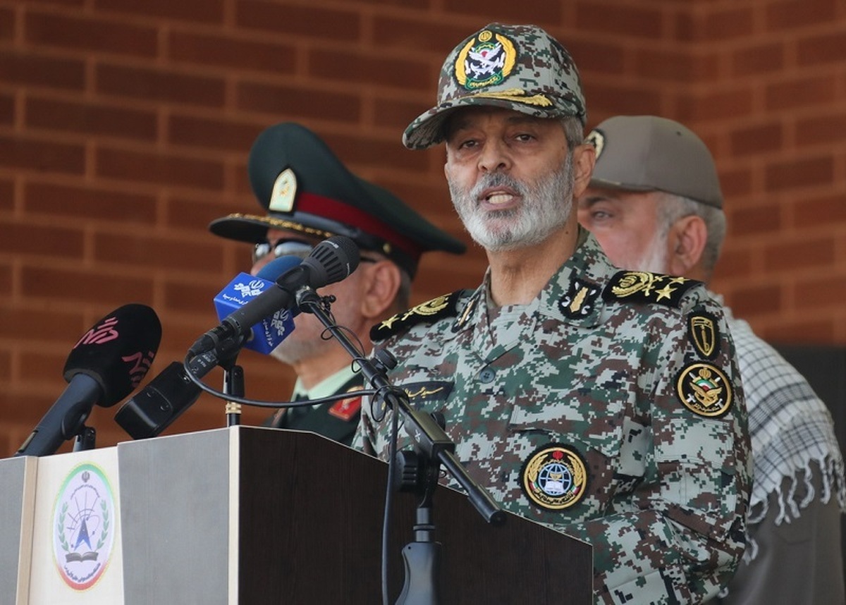 فرمانده کل ارتش: دفاع از فلسطین، دفاع از امنیت منطقه است| هیچ اشغال سرزمینی مورد تائید ایران نبوده و نیست