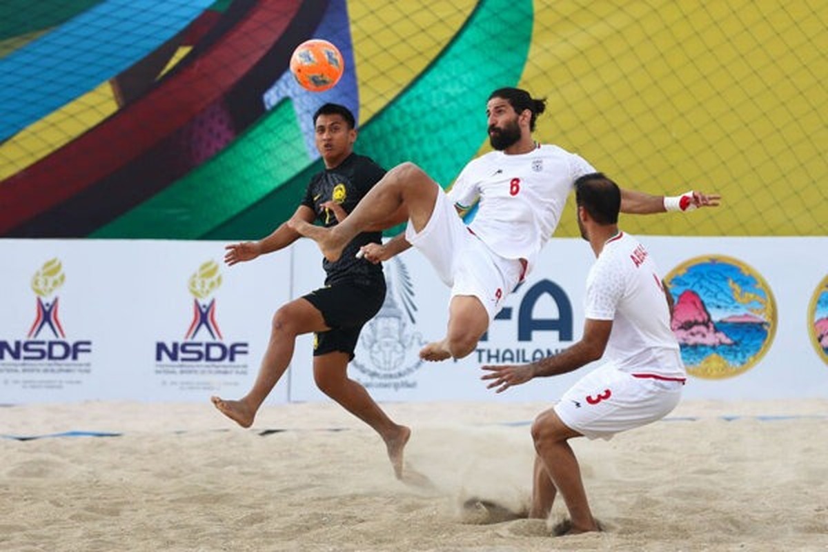 ویدیو خلاصه بازی فوتبال ساحلی ایران و عمان در نیمه نهایی قهرمانی آسیا