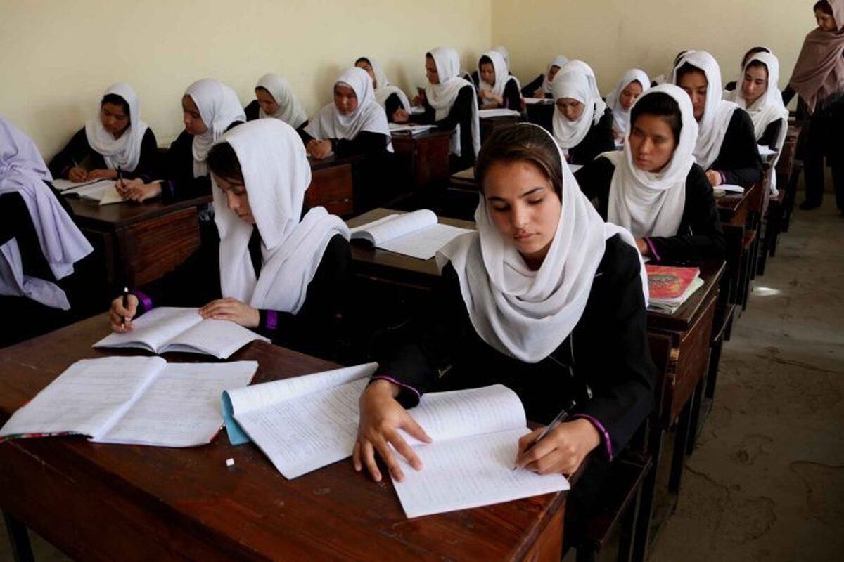 افزایش فشار طالبان بر دختران دانش‌آموز در افغانستان