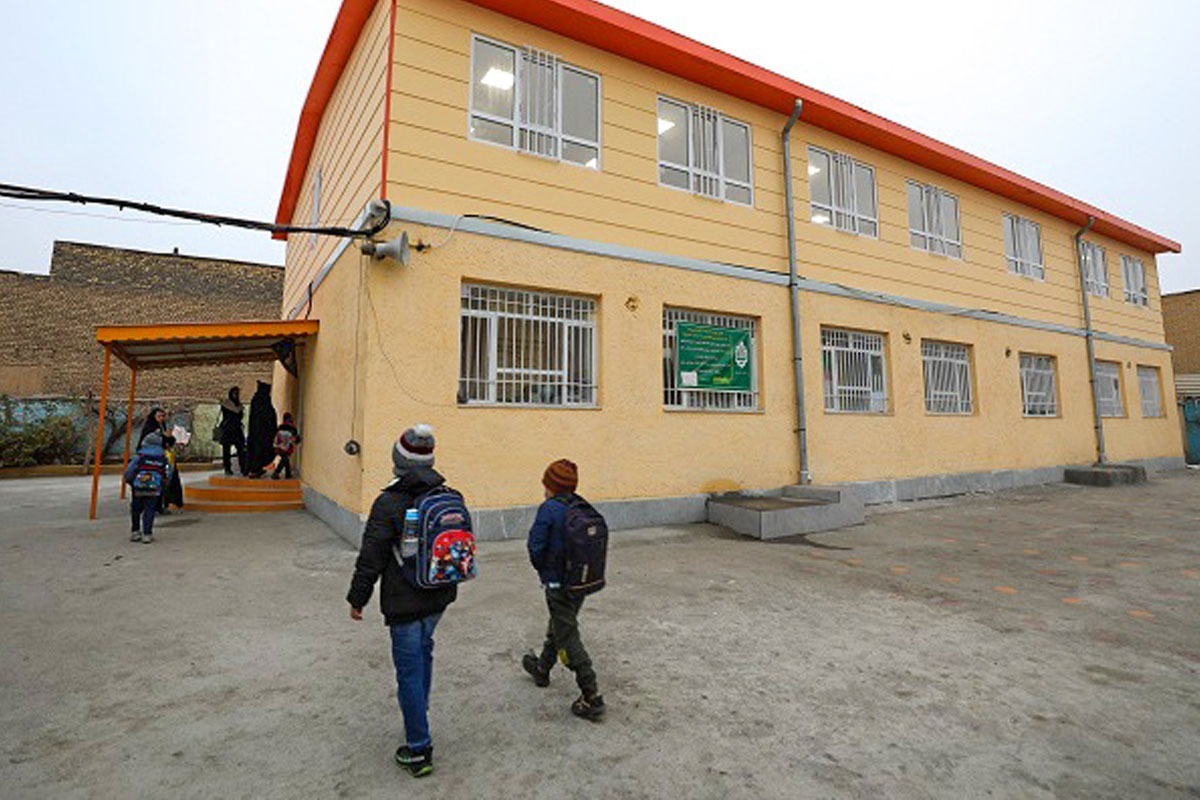 مدارس کانکسی برچیده می‌شود | سرانه فضای آموزشی در خراسان رضوی ۴.۳  و  در مشهد ۳.۶  متر مربع است