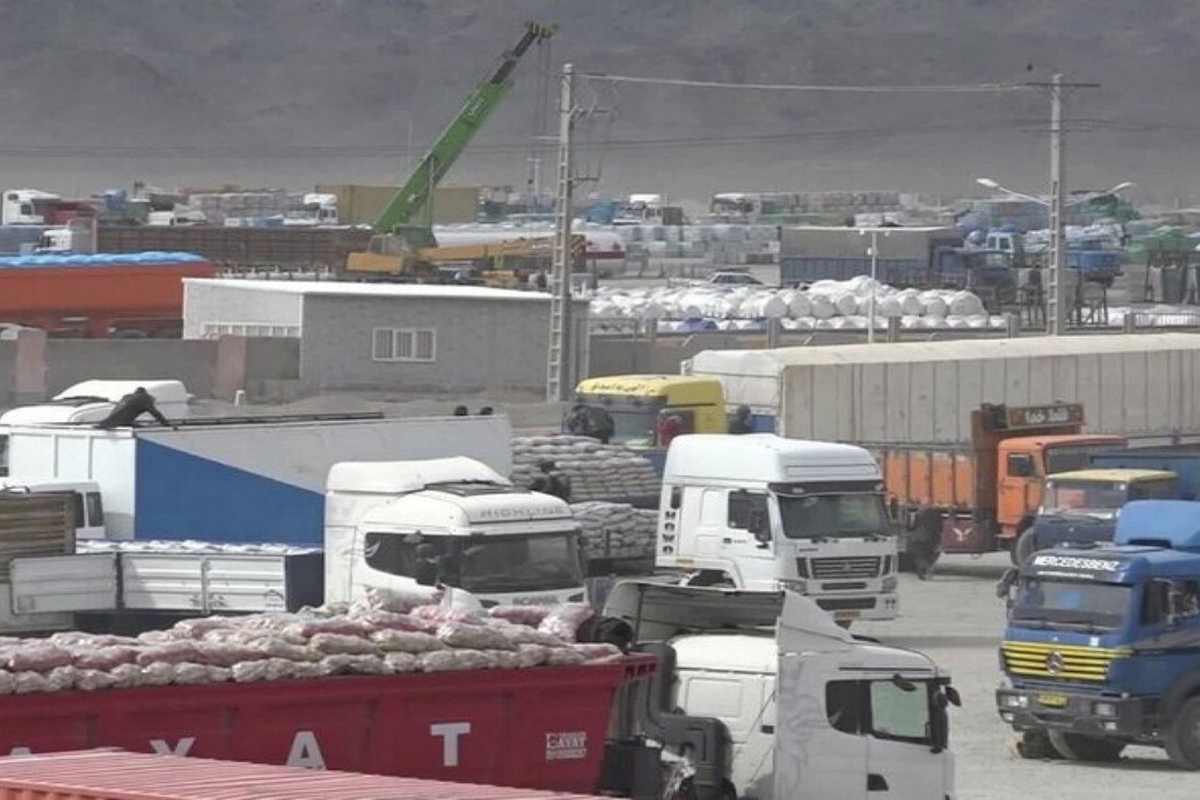 صادرات منطقه ویژه اقتصادی خراسان جنوبی به افغانستان افزایش یافت