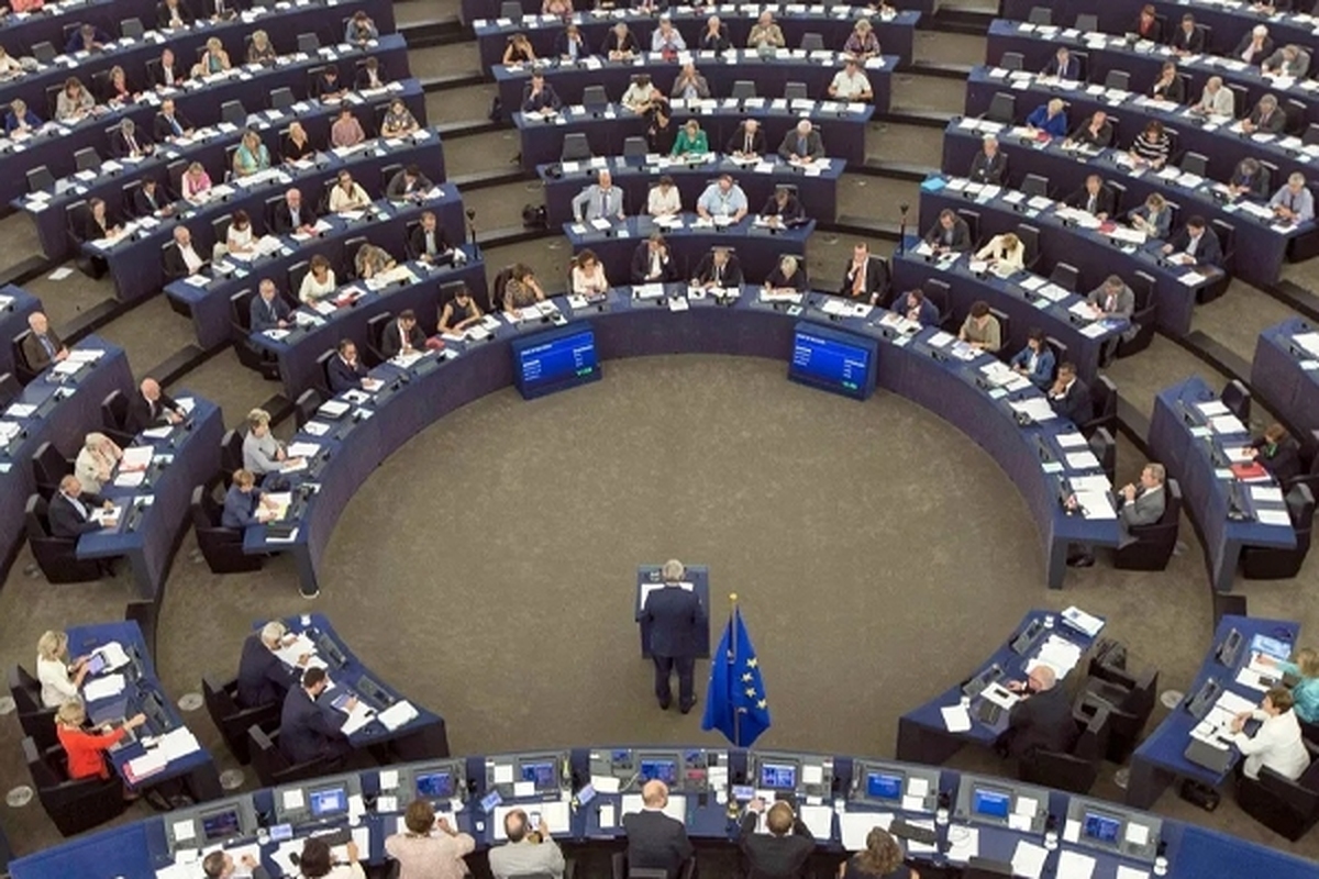 اتحادیه اروپا، انصارالله را در فهرست گروه‌های تروریستی قرار نمی‌دهد