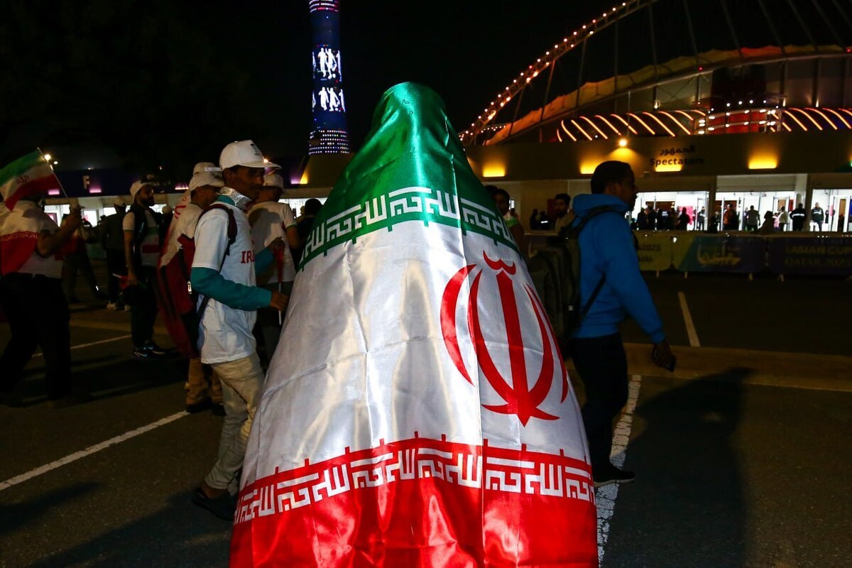 عکس | هم‌وطنانِ تماشاگر دیدار ایران و هنگ‌کنگ