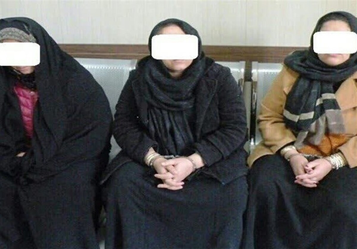 ۳ زن رمال متهم به کلاهبرداری در مشهد دستگیر شدند (۳۰ دی ۱۴۰۲)