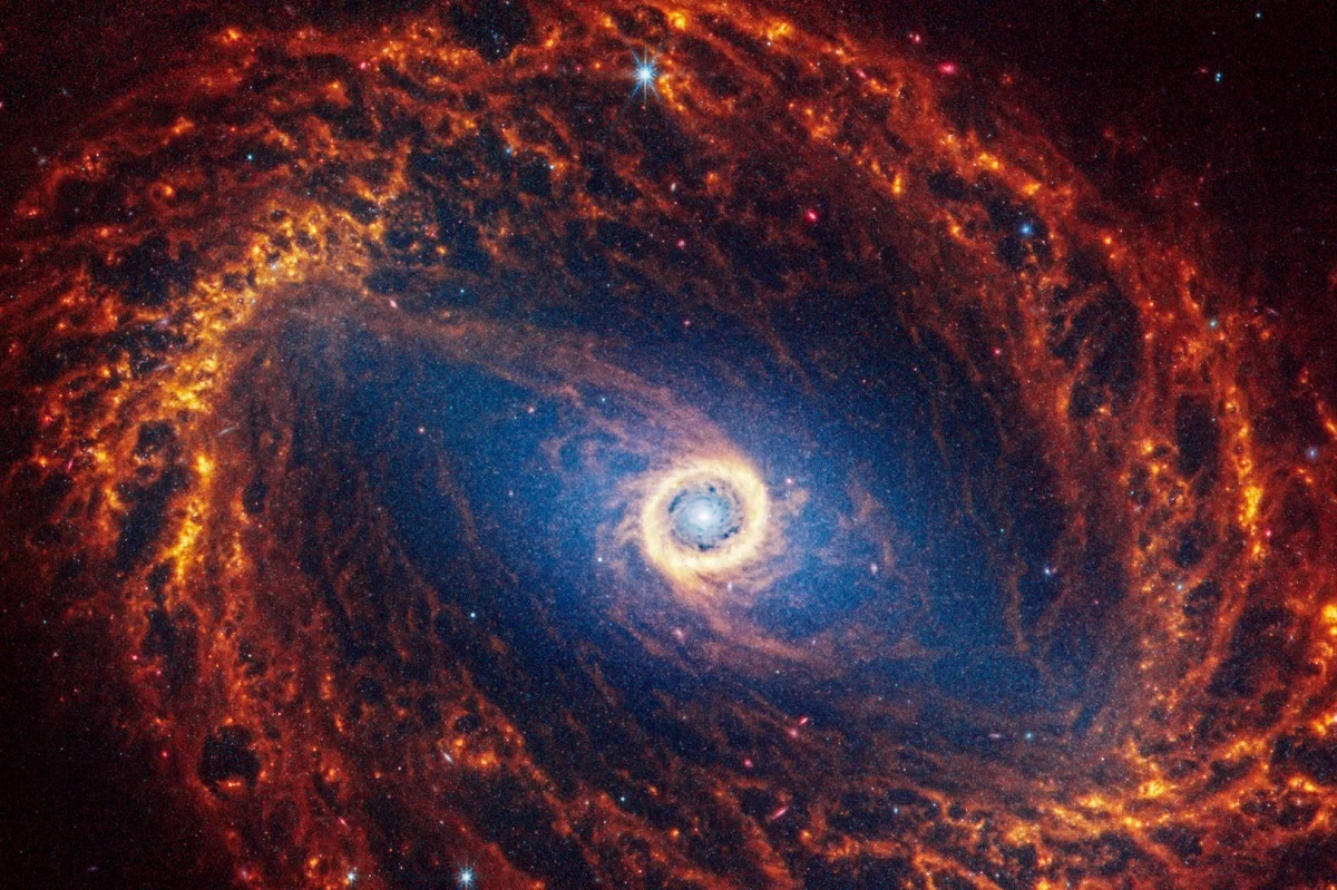 تصاویر فوق‌العاده تلسکوپ جیمز وب از جزئیات ۱۹ کهکشان مارپیچی