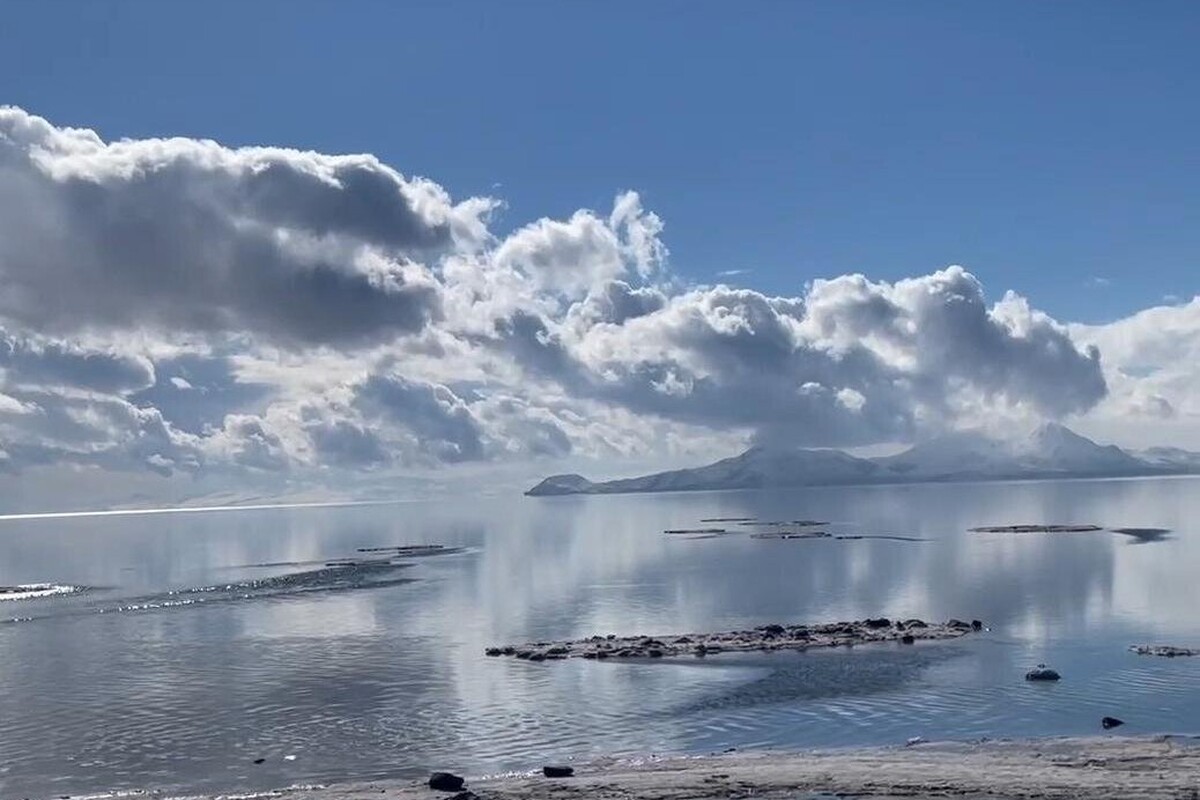 ویدئو| اتفاق عجیب در دریاچه ارومیه