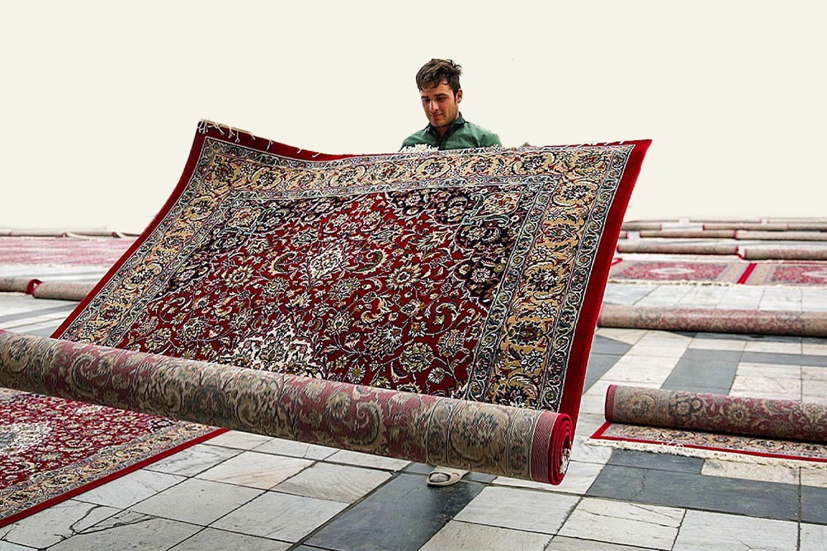 درباره تاریخچه هنر بافت قالی در مشهد و نقش آن در تزیین حرم رضوی