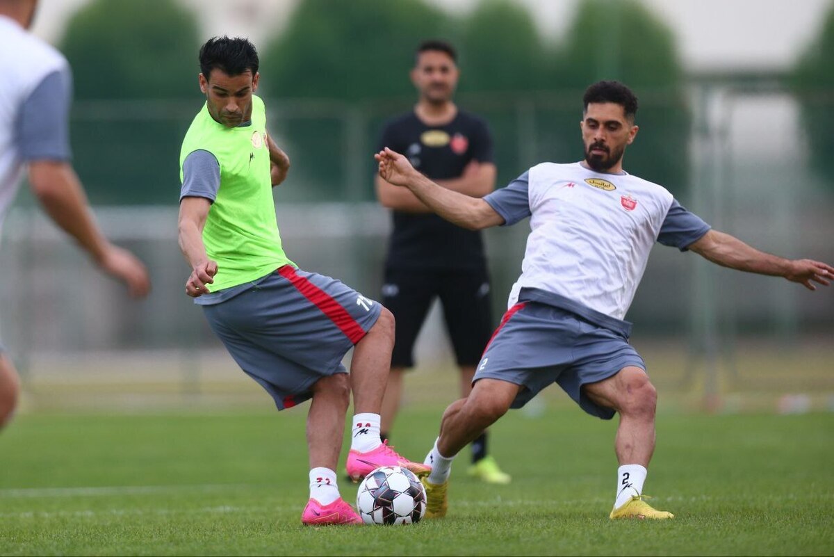 باشگاه پرسپولیس به زودی از خرید های خارجی اش رونمایی می کند.