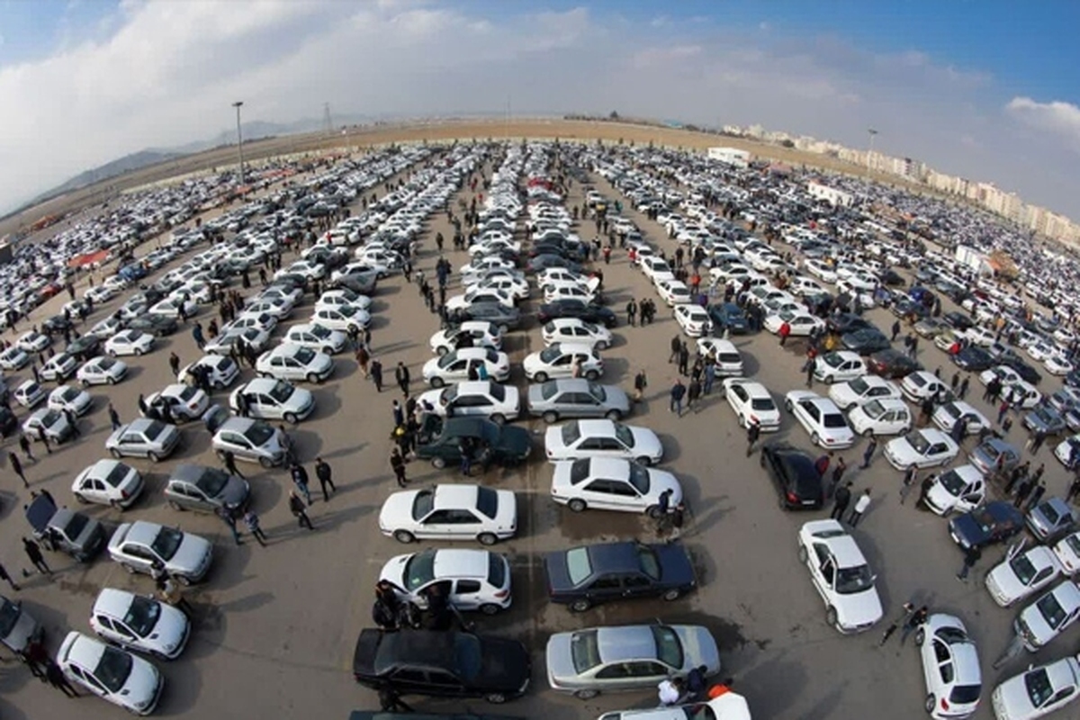 بازار خودرو در مشهد کاهشی شد (۱۷ بهمن ۱۴۰۲)