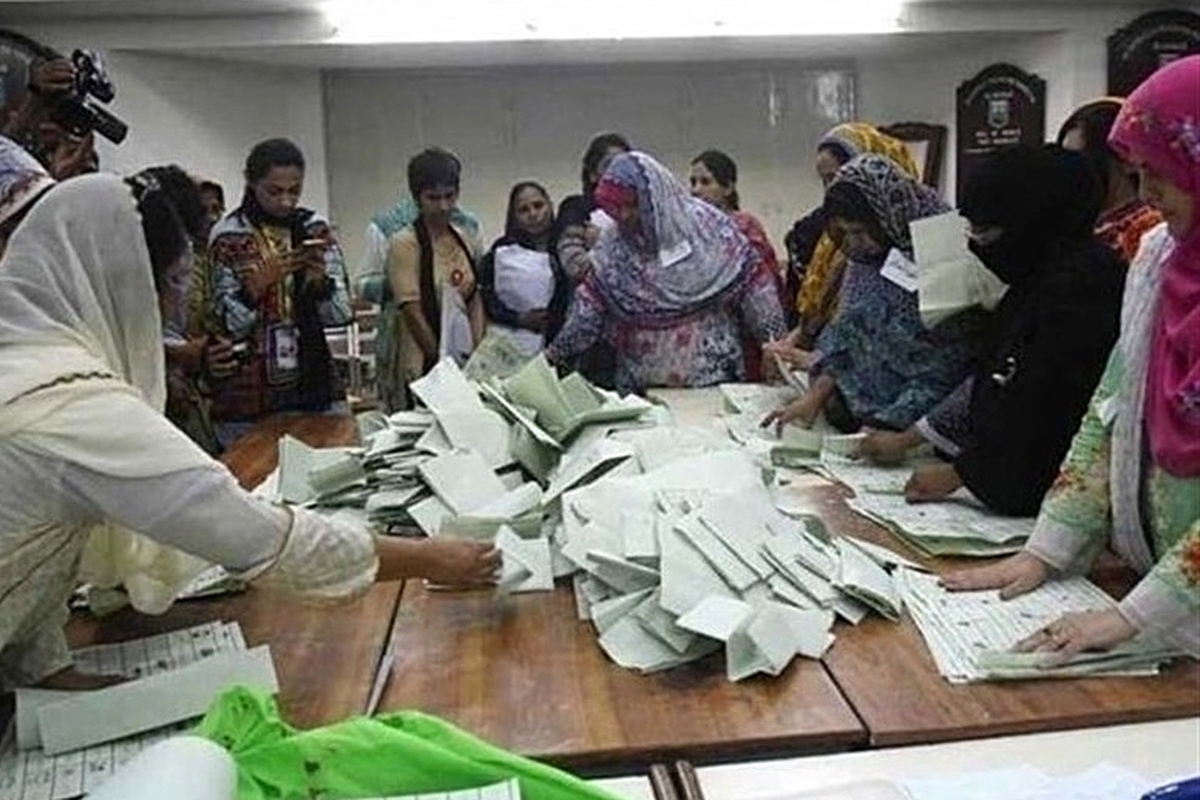 ارتش پاکستان از برگزاری انتخابات با موفقیت در این کشور خبرداد
