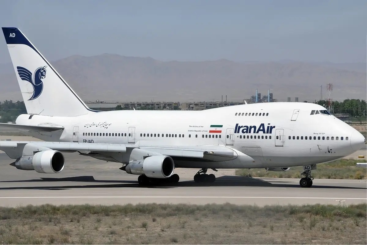 دلیل تاخیر طولانی و ابطال پرواز مشهد – تهران چه بود؟ (۲۳ بهمن ۱۴۰۲)