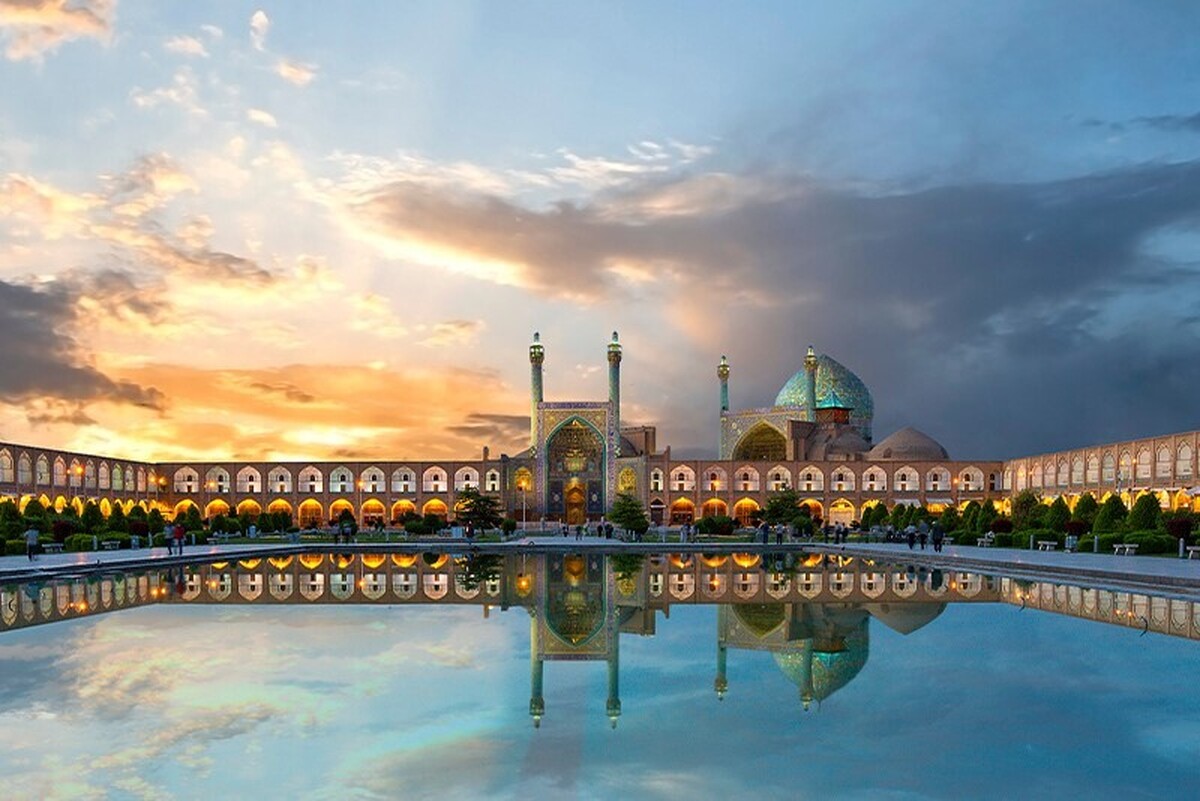 ویدئو| غروب زیبای خورشید در نقش جهان اصفهان