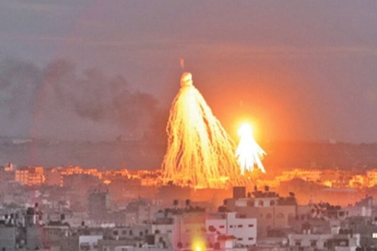 حمله ارتش اسرائیل به جنوب لبنان با بمب‌های فسفری