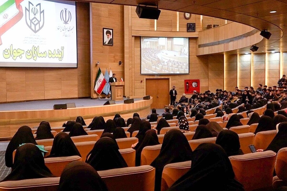 فرماندار مشهد: حضور دختران و پسران مشهدی در انتخابات موثر خواهد بود | آینده ما بسیار امیدوارکننده‌تر از گذشته است+ فیلم
