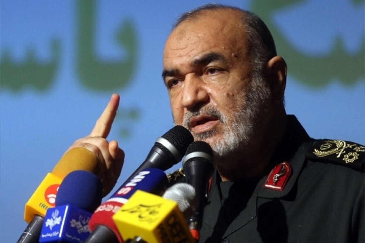 سردار سلامی: امروز رای ما دشمن را ناامید و جبهه انقلاب را امیدوار می‌کند