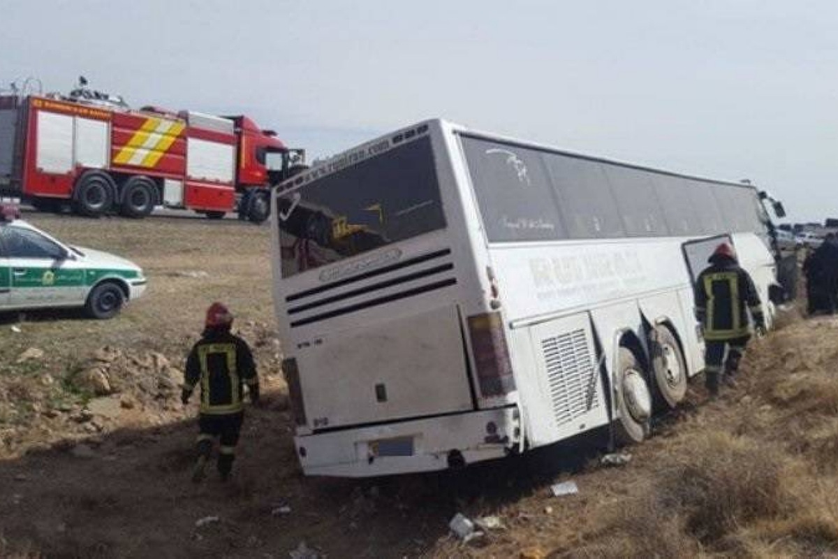 تصادف امروز یک اتوبوس در سروستان (۱۷ اسفند ۱۴۰۲)