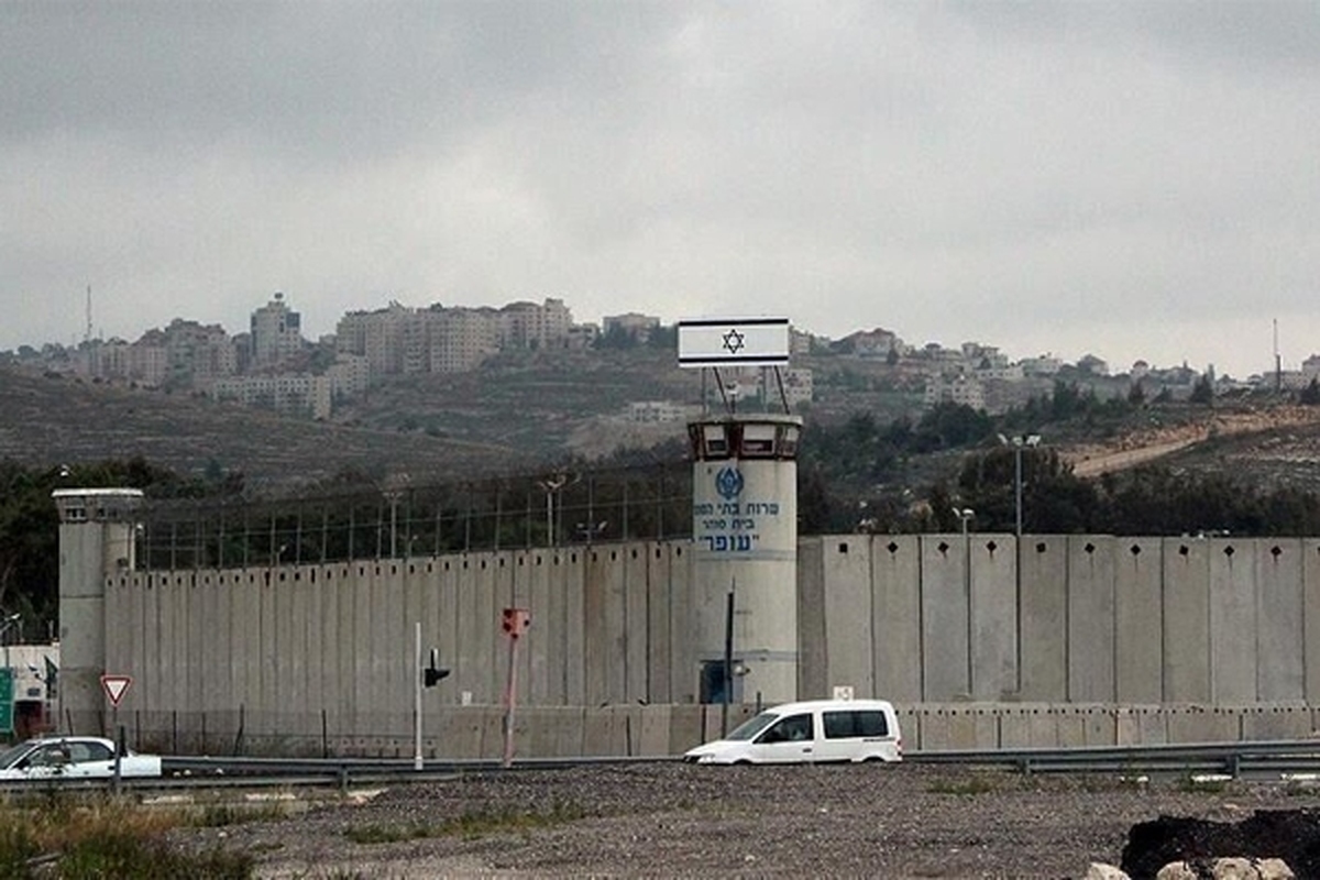 اسرائیل ۹۱۰۰ اسیر فلسطینی را گرسنه نگهداشته است