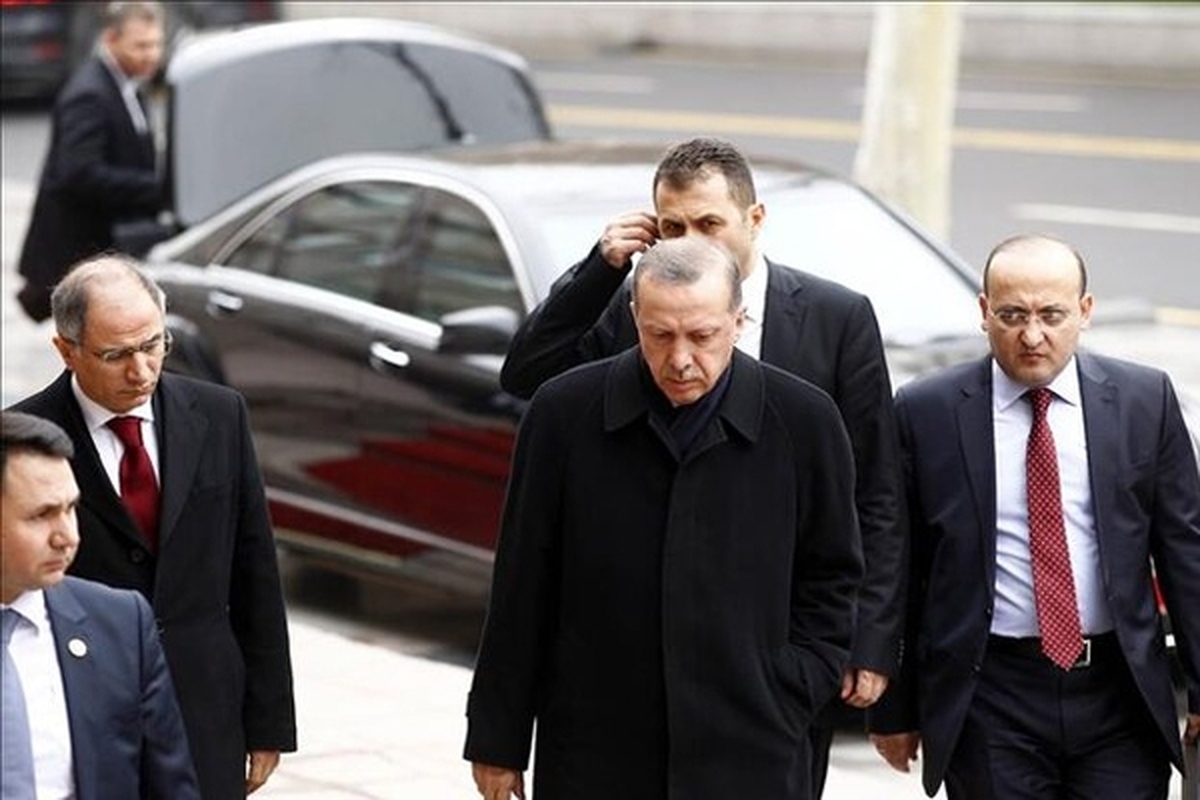 کشته و زخمی شدن ۴ نفر از محافظان اردوغان