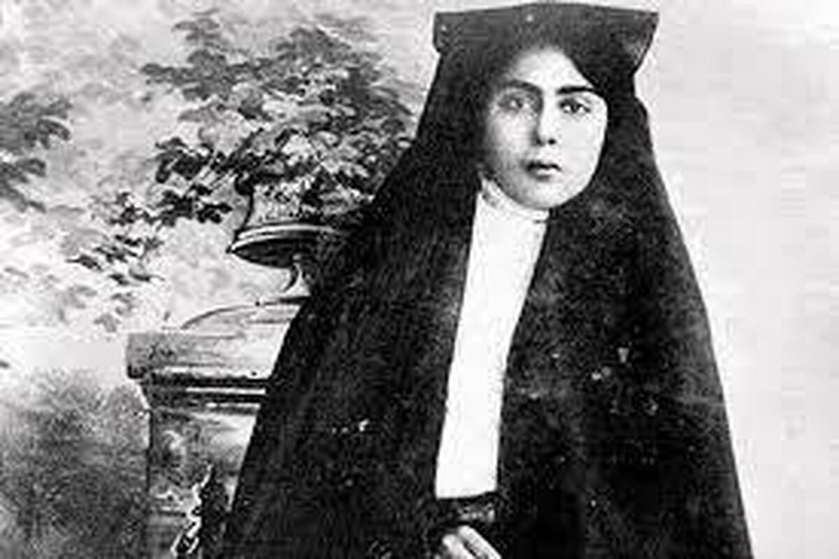 نگاهی به زنان در تاریخ ایرانیان | عزت‌الدوله و سرنوشتی که فراز و نشیب آن در تاریخ گم شد