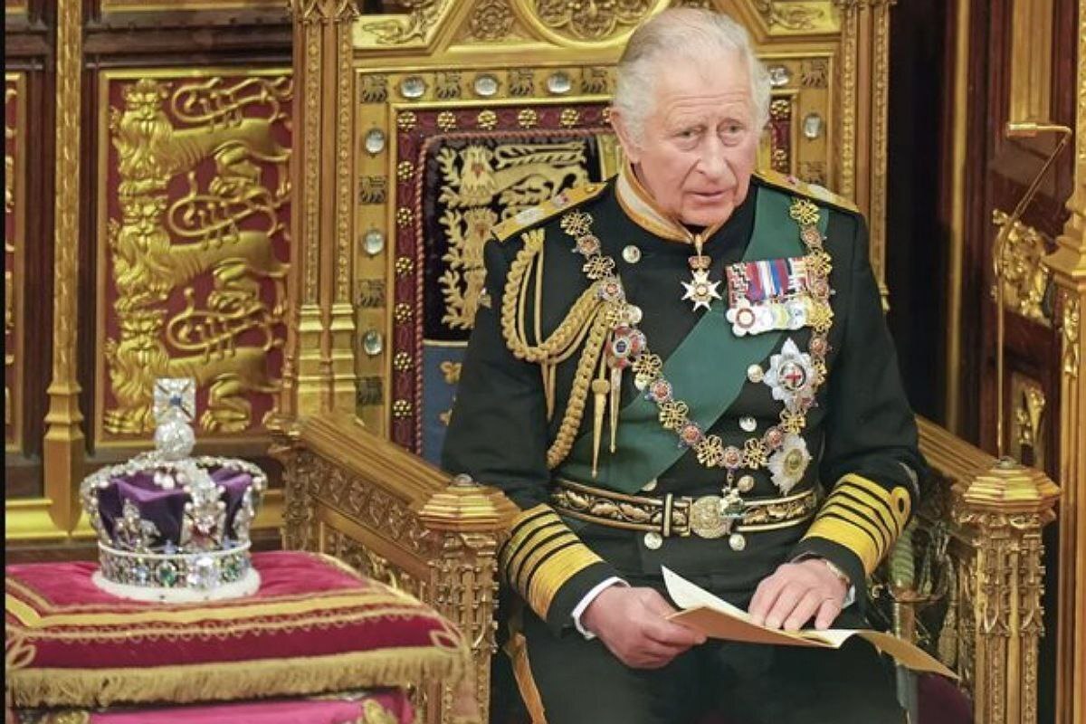 آیا مرگ چارلز سوم، پادشاه انگلستان صحت دارد؟ + بیانیه کاخ باکینگهام