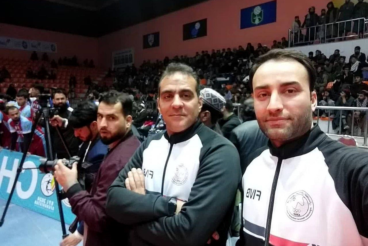 داوران مشهدی فینال لیگ برتر والیبال افغانستان را قضاوت کردند + فیلم