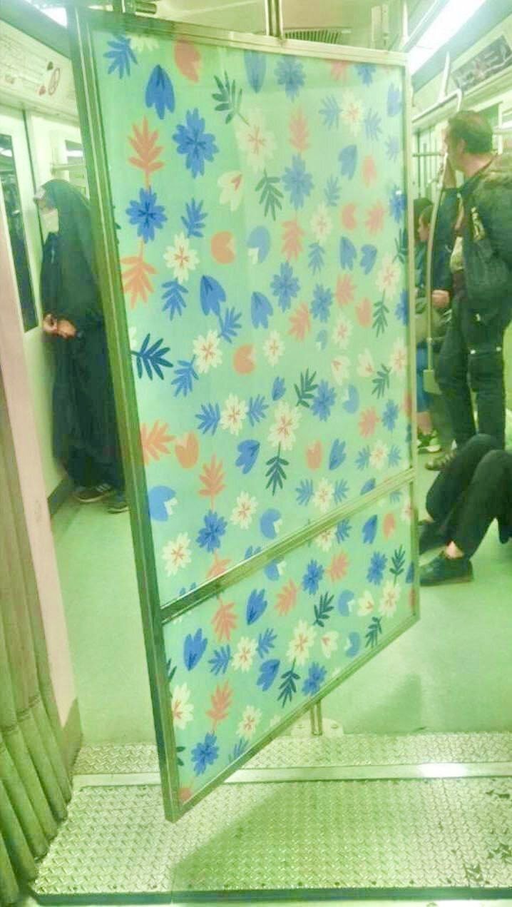 علت نصب سازه حائل بین واگن زنان و مردان در مترو تهران چیست؟ + تصاویر