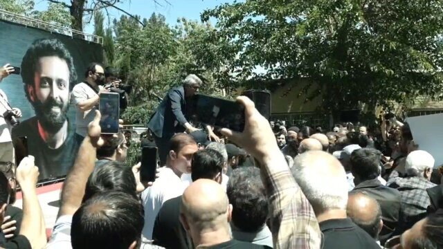 «حسام محمودی» بازیگر سینما به خاک سپرده شد+ عکس