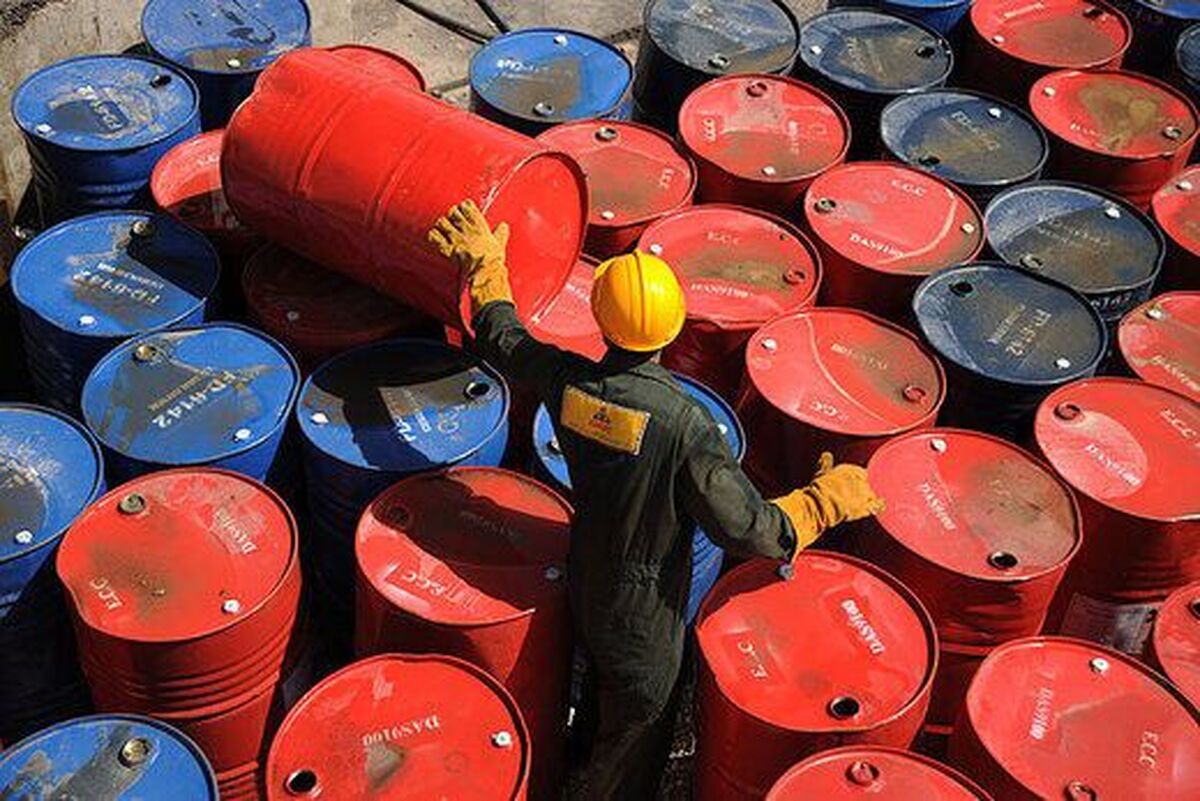 ایران روزانه ۲ میلیون و ۶۵۰ هزار بشکه نفت تولید می‌کند