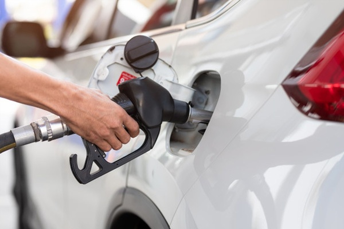 هر کارت سوخت شخصی، چند لیتر بنزین آزاد دارد؟