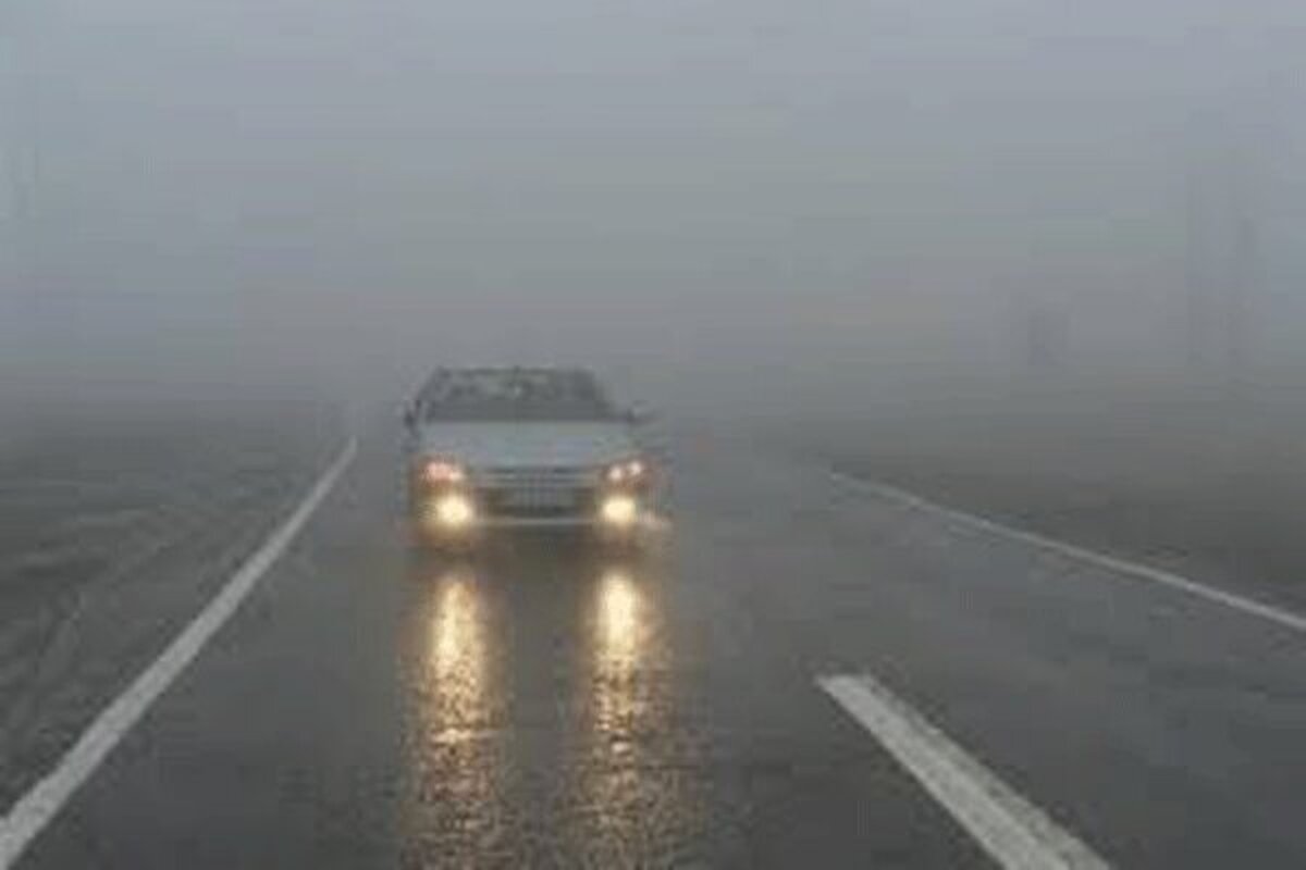 باد و باران و مه جاده‌های خراسان رضوی را فرا گرفت (۲۵ اردیبهشت‌ماه ۱۴۰۲)