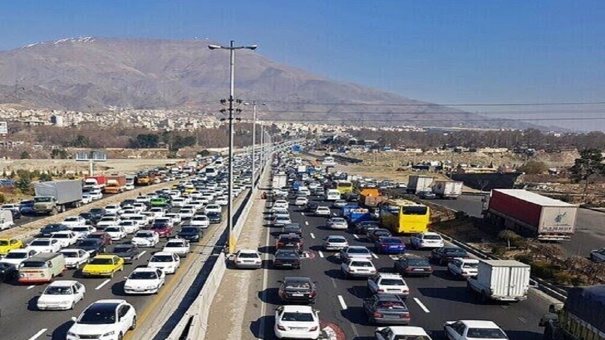 ترافیک نیمه سنگین در خروجی‌های مشهد (۳ اردیبهشت ماه ۱۴۰۲)