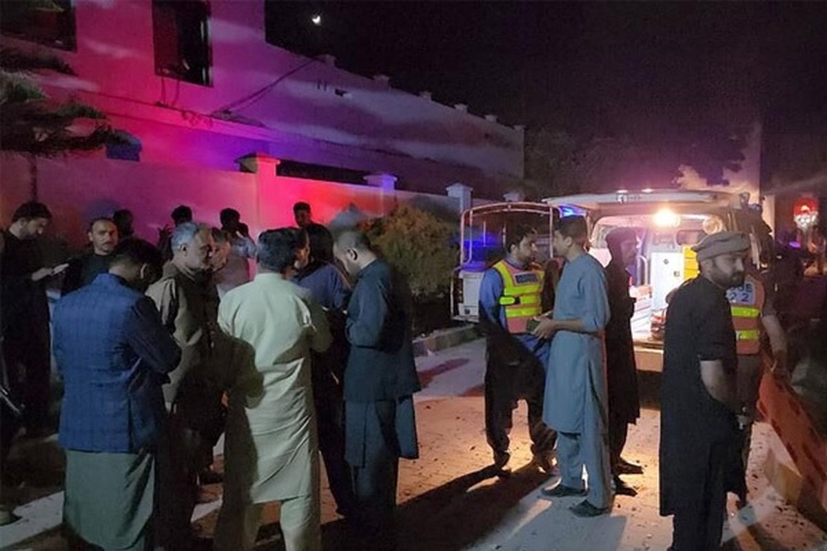 انفجار خونین در پاکستان، بیش از ۶۰ کشته و مجروح برجای گذاشت
