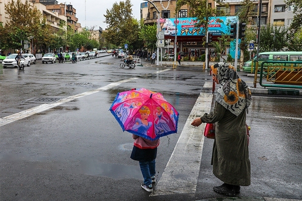 آخرین وضعیت آب‌وهوای کشور| تداوم رگبار پراکنده باران و وزش باد شدید+ فیلم (۱۴ خرداد ۱۴۰۲)