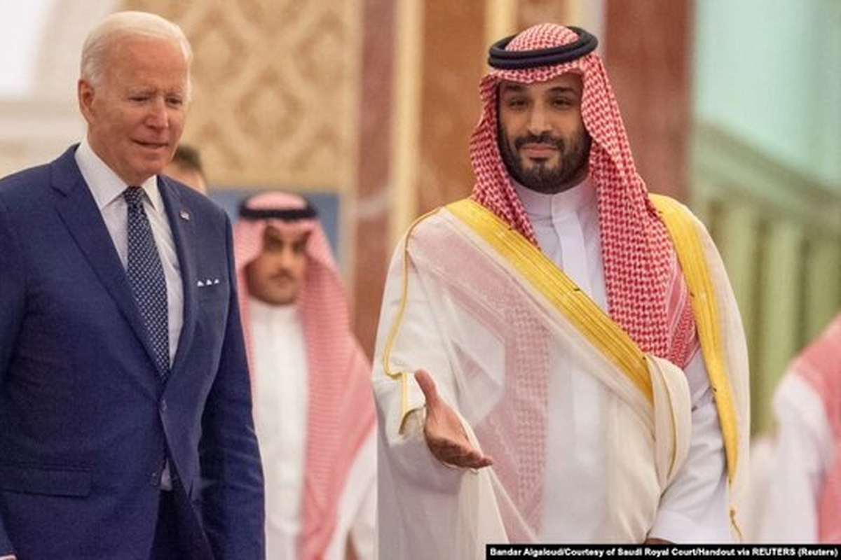 بلومبرگ از تلاش آمریکا برای حل و فصل اختلافات با عربستان خبرداد