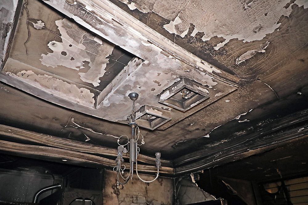انفجار یک منزل مسکونی در مشهد براثر نشت گاز شهری | نجات جان ۱۶ نفر توسط آتش نشانان