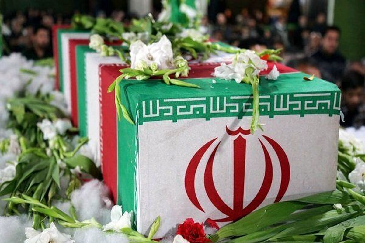 تشییع پیکر یک شهید مدافع حرم در تهران
