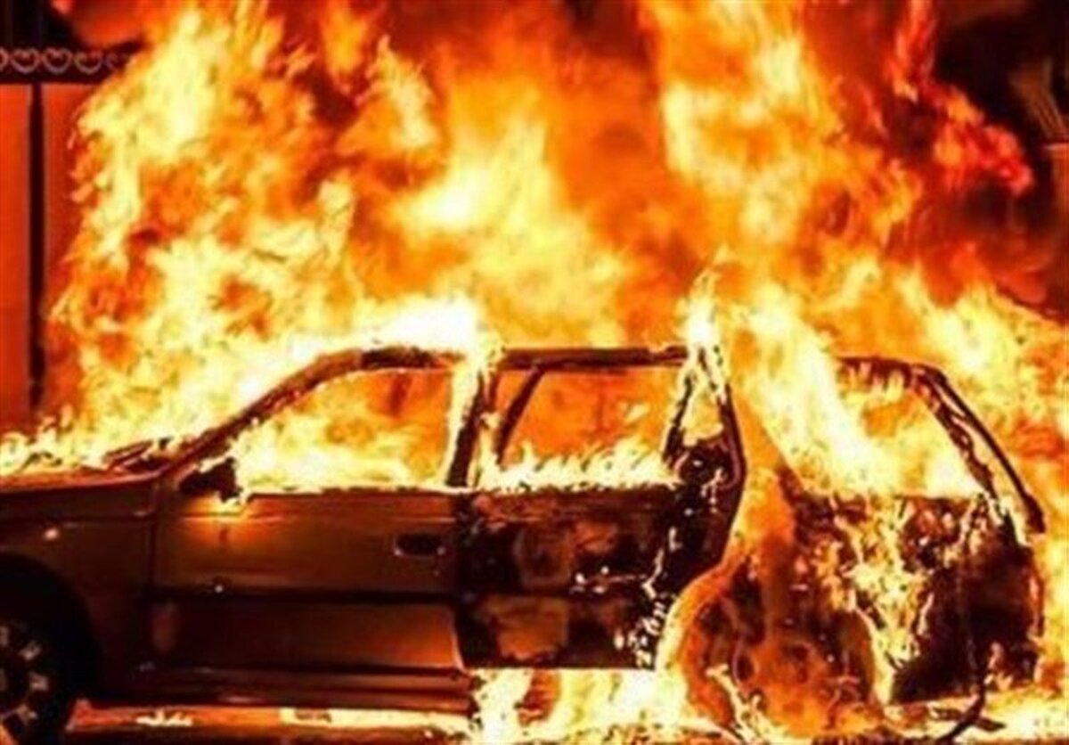 ویدئو| آتش گرفتن یک خودروی سوخت‌کش در بلوچستان