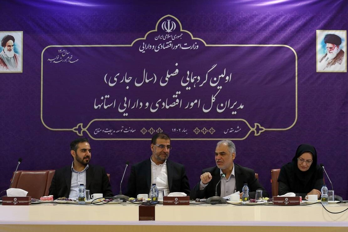نائب رئیس مجلس در مشهد: امیدوارم با گشایش‌ها، سرمایه‌گذاری را در کشور افزایش دهیم