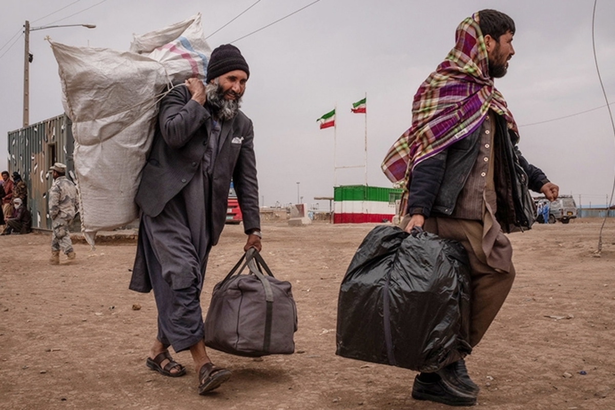 نزدیک به ۱۴ هزار تبعه غیرقانونی افغانستانی از کشور اخراج شدند