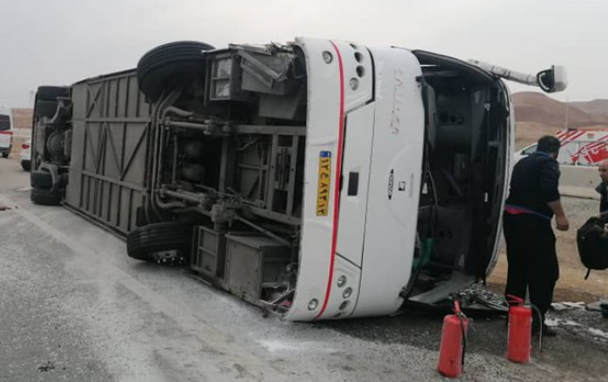 واژگونی اتوبوس گردشگری در قزوین ۲ کشته و ۲۵ مجروح بر جای گذاشت (۵ خرداد ۱۴۰۲)