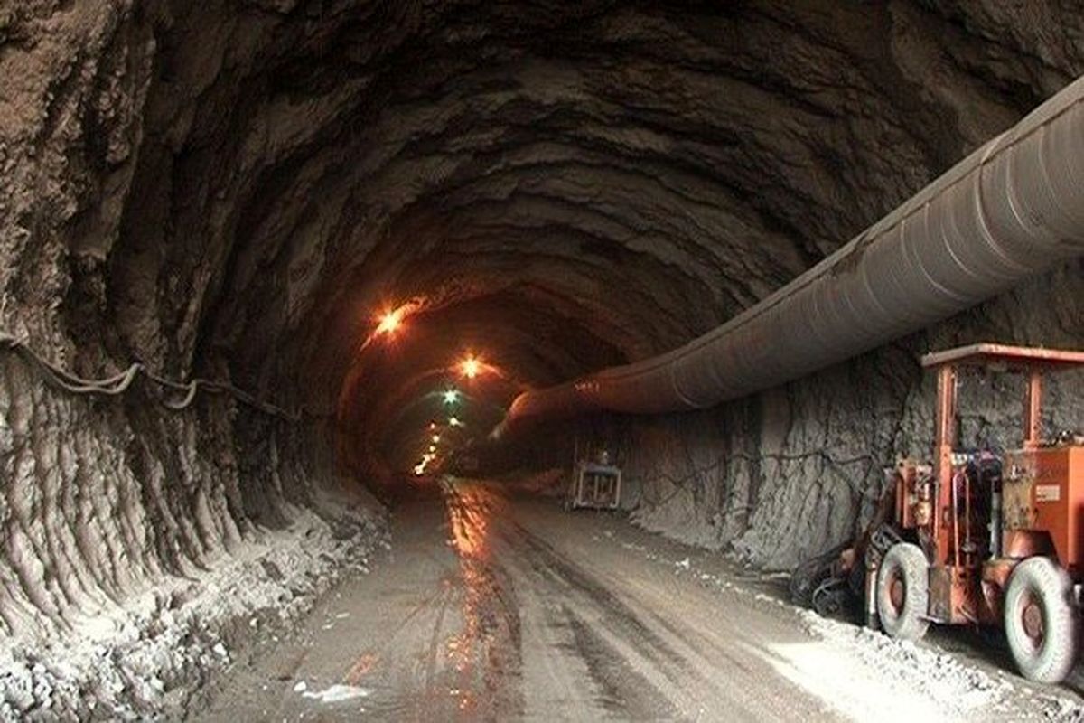 ریزش سنگ در تونل آزادراه تهران-شمال| یک کارگر فوت کرد (۷ خرداد ۱۴۰۲)