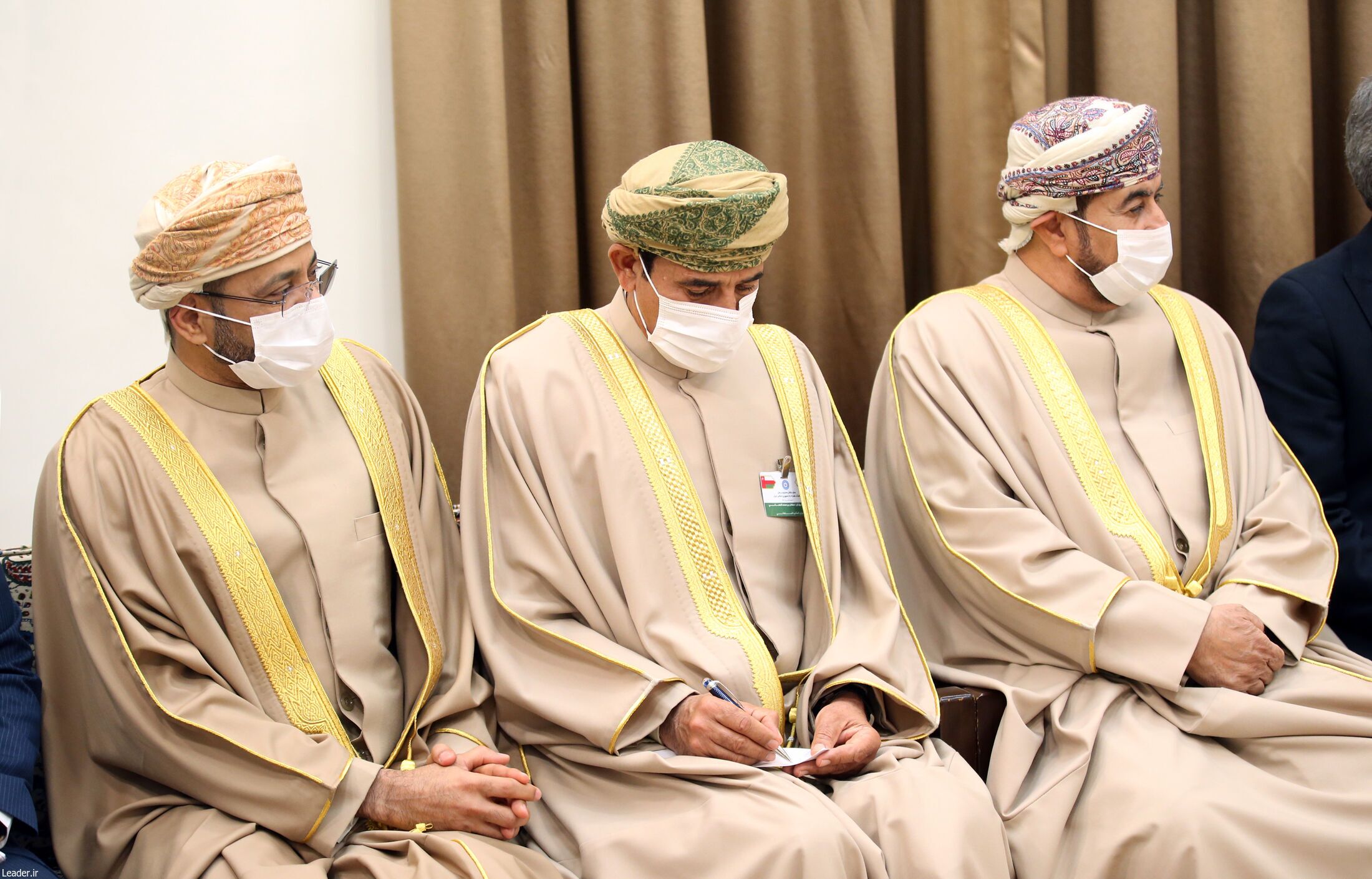 دیدار سلطان عمان با رهبر انقلاب+ عکس