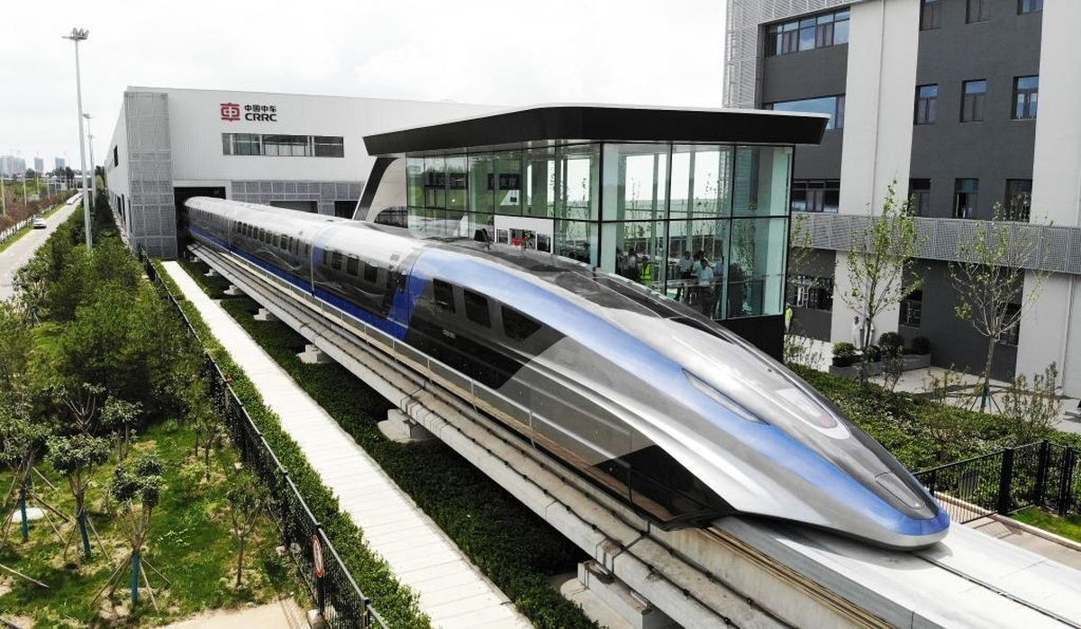 ویدئو| رونمایی سریع‌ترین قطار جهان در چین